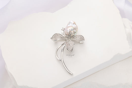 White baroque brooch white fresh water pearl 14K gold filled-CF901