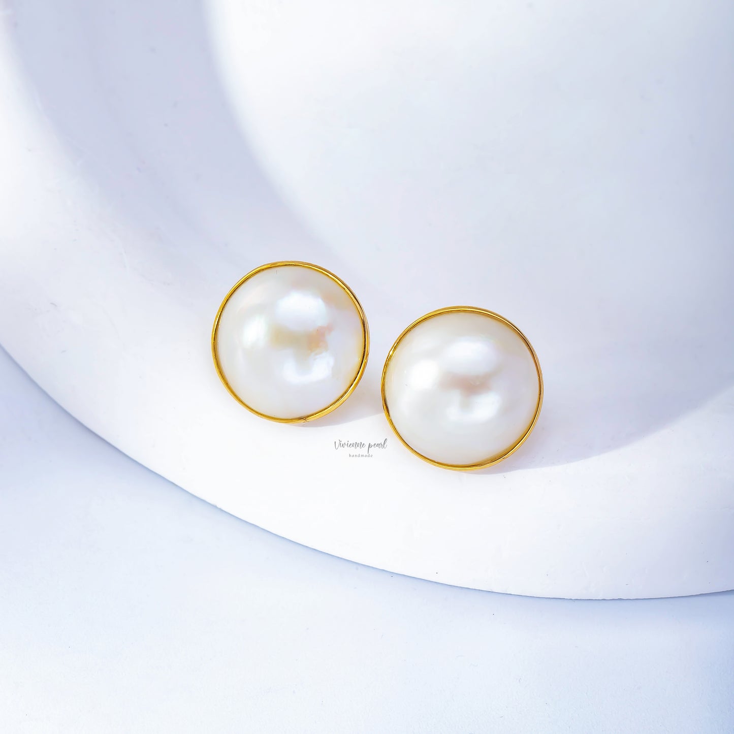 15-16 ear stub cream white Mabey18K gold-ES902