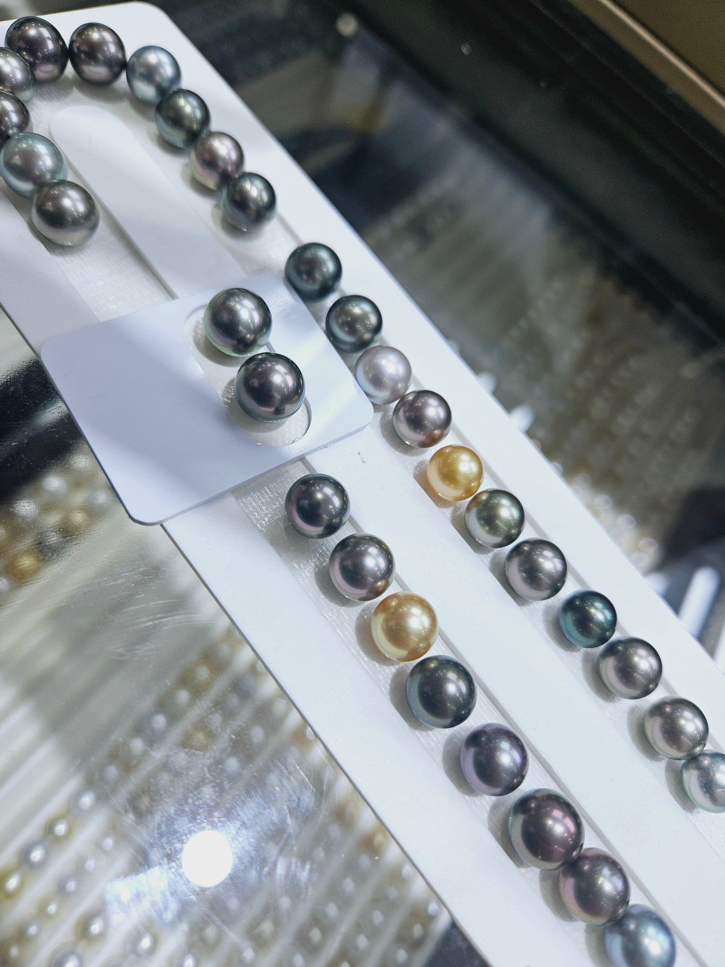 9mm-10mm AAA Tahitian pearl