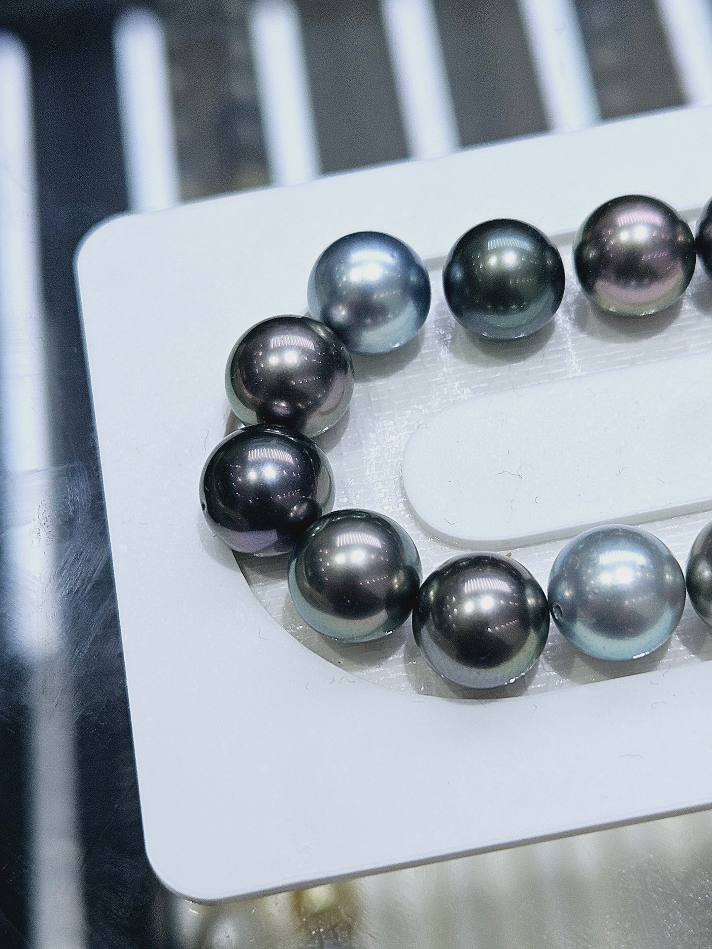 9mm-10mm AAA Tahitian pearl