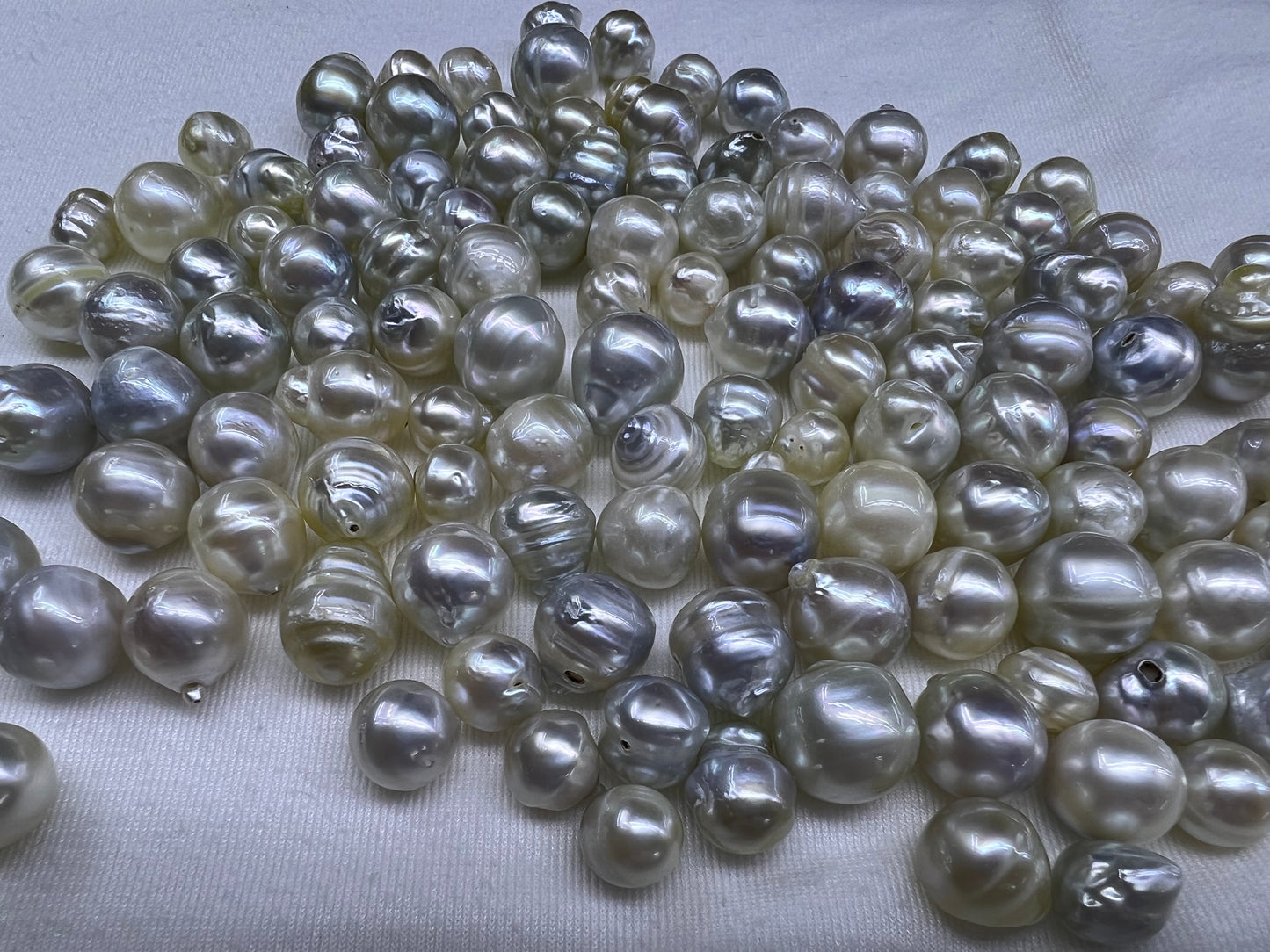 8mm-13mm A Australian White pearl