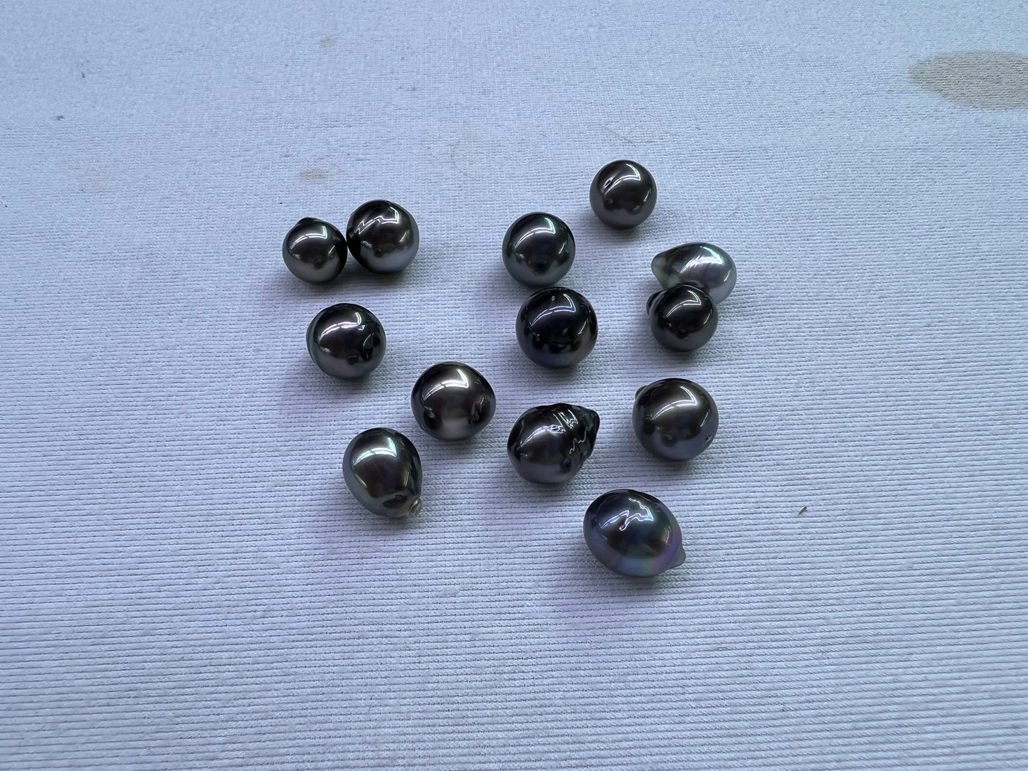 8mm-11mm A Drop Tahitian pearl