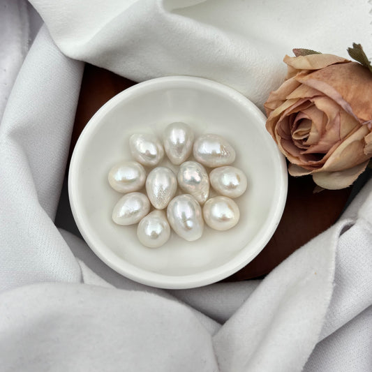 Freshwater Edison pearl Droplet Shape