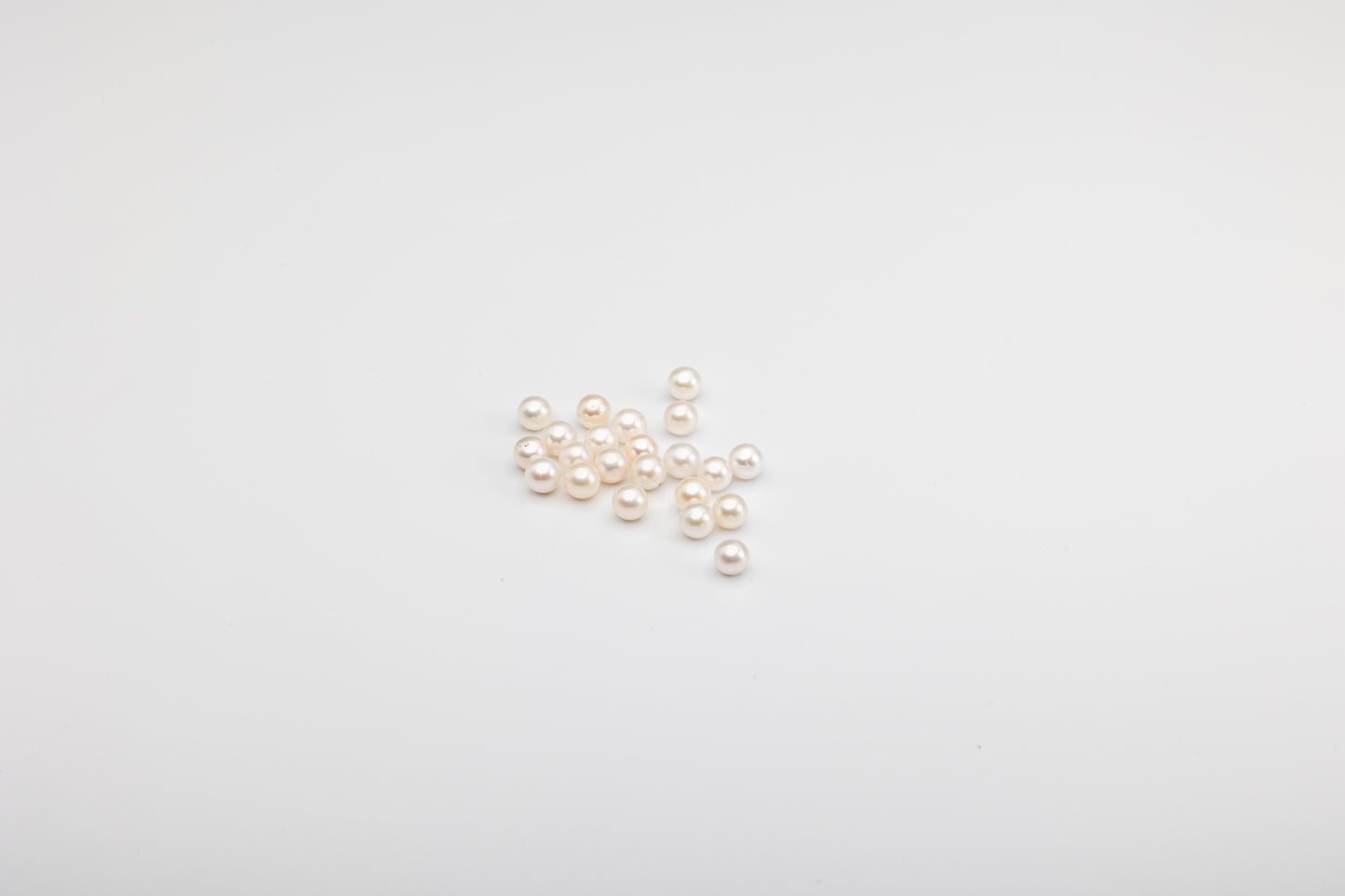 Freshwater Ak 3-4mm White