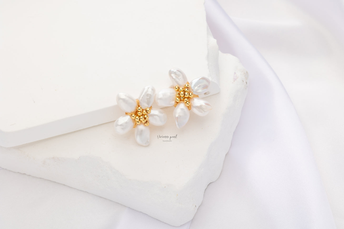 Flower earring white fresh water pearl 14K gold filled-EF903