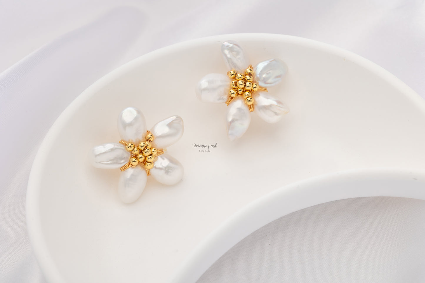 Flower earring white fresh water pearl 14K gold filled-EF903